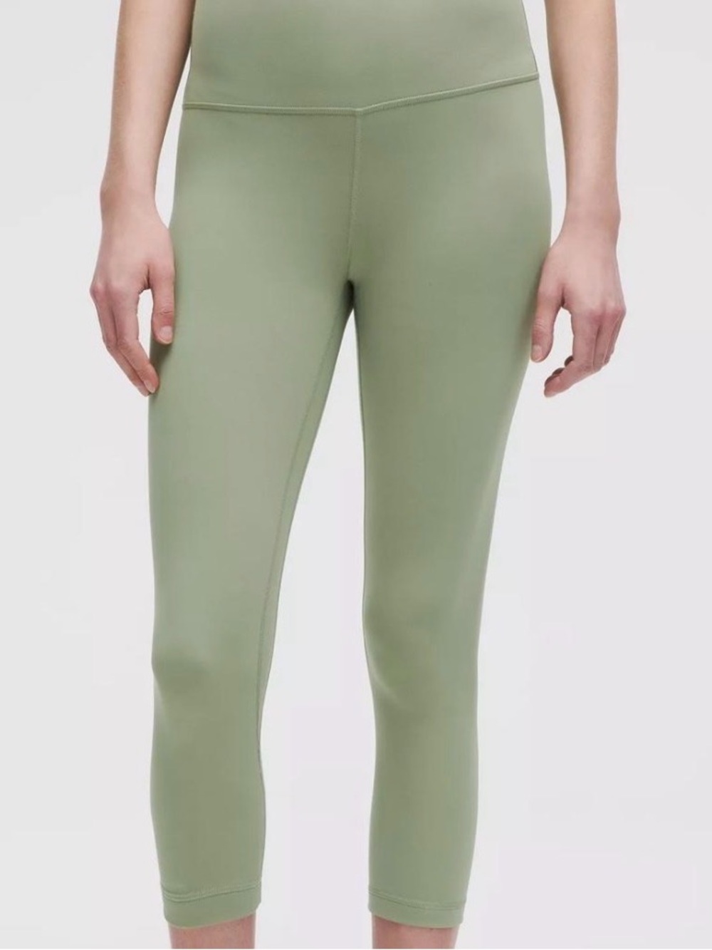 Lululemon Align Leggings 25”, size 4